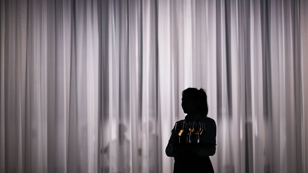 Noch ein Glas gefällig? Der aktuelle Mindestlohn liegt bei 12,82 Euro pro Stunde. Gewusst haben das aber nur 47 Prozent der Befragten.