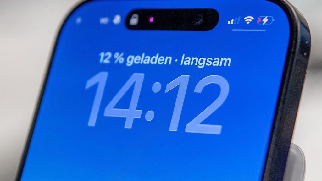 „Slow Charger“: Wie schnell ein iPhone auflädt, hängt von der Wattleistung des Ladegeräts ab.