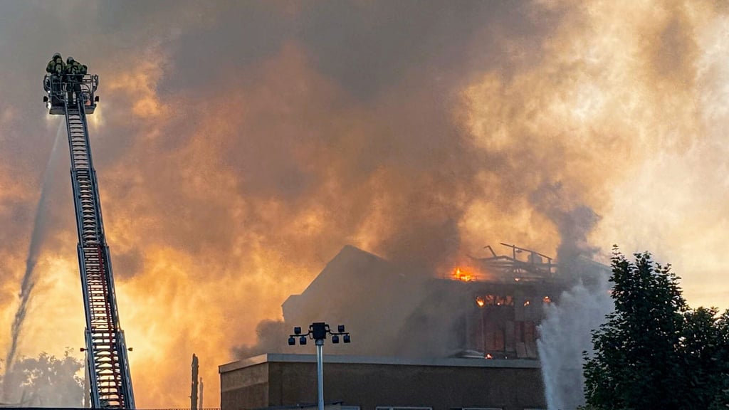 Ein Feuer hat das frühere Operettenhaus in Dresden zerstört. (Archivbild)