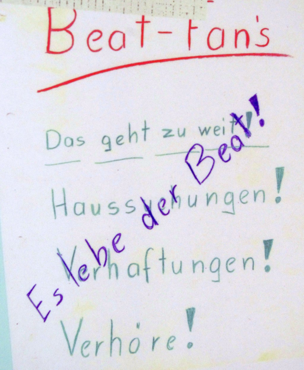 „Es lebe der Beat“ fordert ein illegales Flugblatt.
