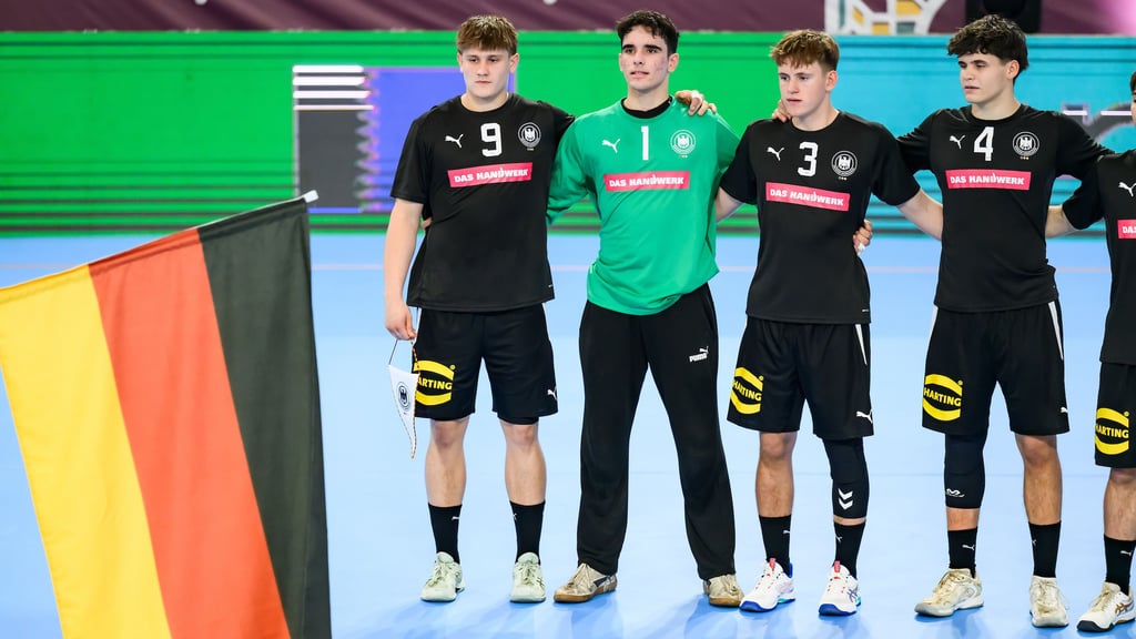 Malte Elze (l.) ist Kapitän der deutschen U-17-Nationalmannschaft.