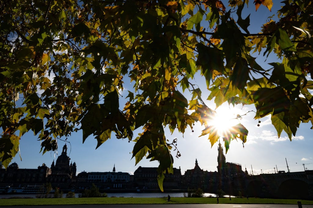 Wetter zum Genießen erwartet die Menschen am verlängerten Wochenende. (Archivbild)