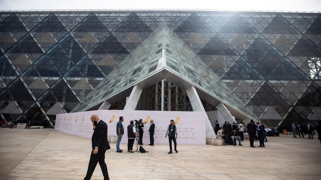 Zur Eröffnung sind Staats- und Regierungschefs aus aller Welt angereist.