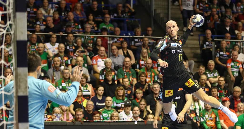 Tim Hornke beendet nach 16 Bundesliga-Spielzeiten, davon elf für den SCM, seine Karriere. Für die Grün-Roten hat er dabei bisher 586 Tore geworfen. 