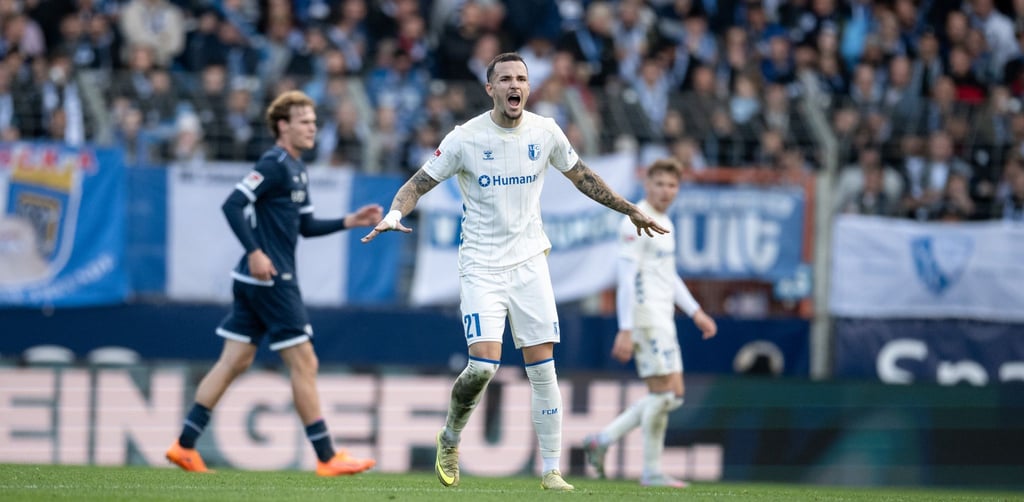 Magdeburgs Falko Michel setzte einen Foulelfmeter an die Latte.