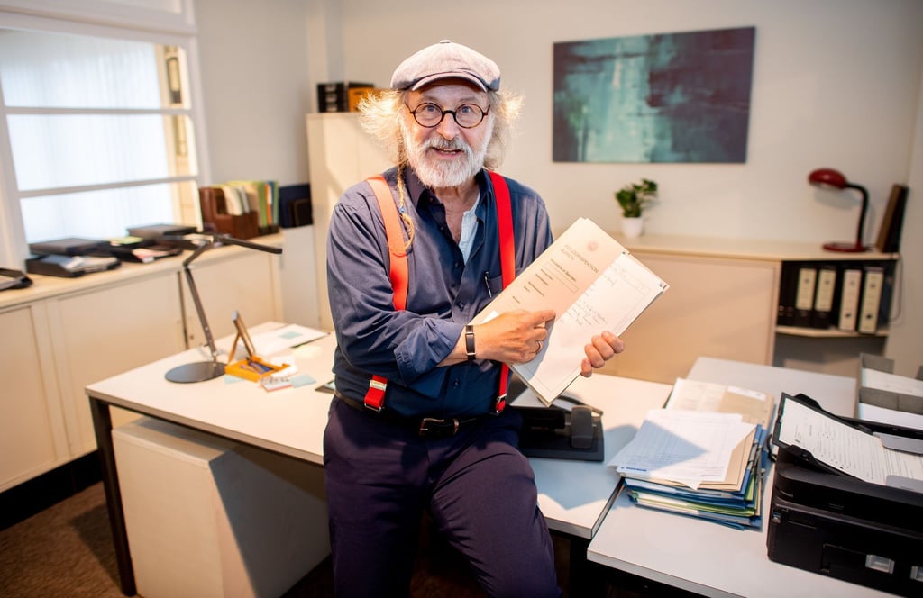 Im ostfriesischen Krimimuseum können Besucher auch die Filmkulissen der Ostfriesenkrimis von Krimiautor Klaus-Peter Wolf besichtigen. (Archivbild)