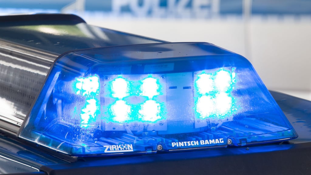 Auf der A14 hat es einen Unfall mit mehreren Fahrzeugen gegeben.