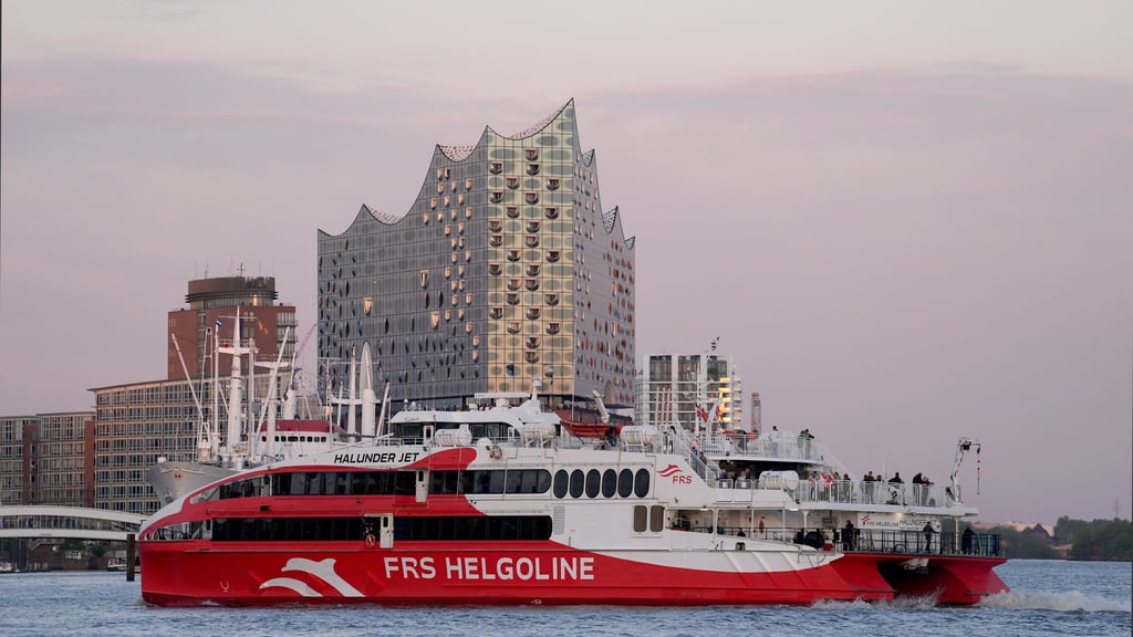 174.000 Passagiere sind in dieser Saison mit dem „Halunder Jet“ von und nach Helgoland gefahren. (Archivbild)