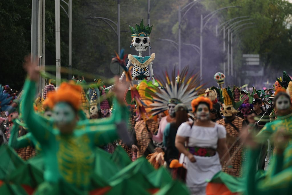 Mehr als 8.000 Darsteller zogen durch die Straßen.
