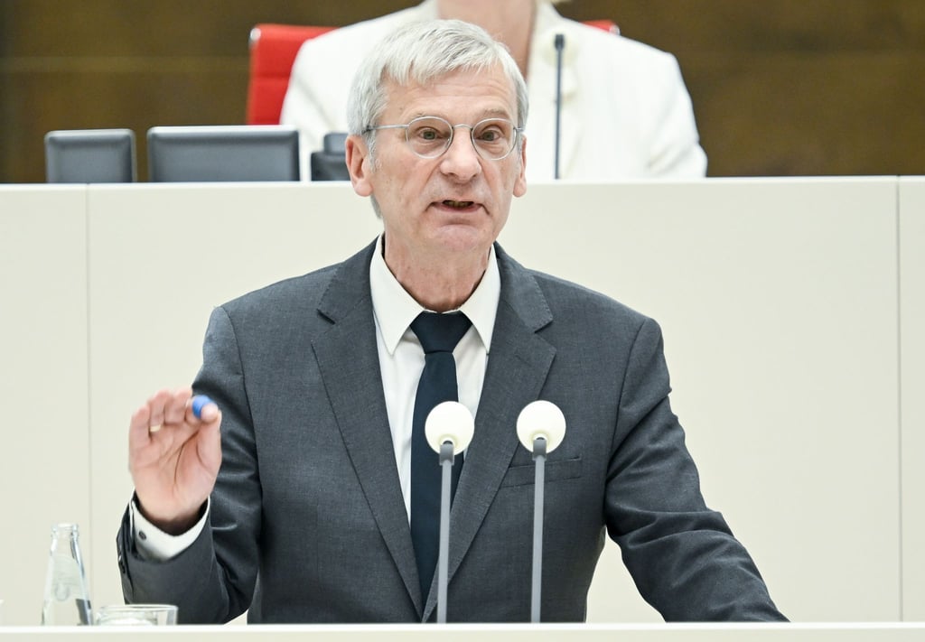 Der AfD-Politiker Hans-Christoph Berndt hatte für ein Stadtfest in seiner Heimat gespendet. (Archivbild)