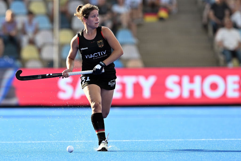 Nationalspielerin Linnea Weidemann hat sich mit ihrem BHC siegreich in die Winterpause verabschiedet.