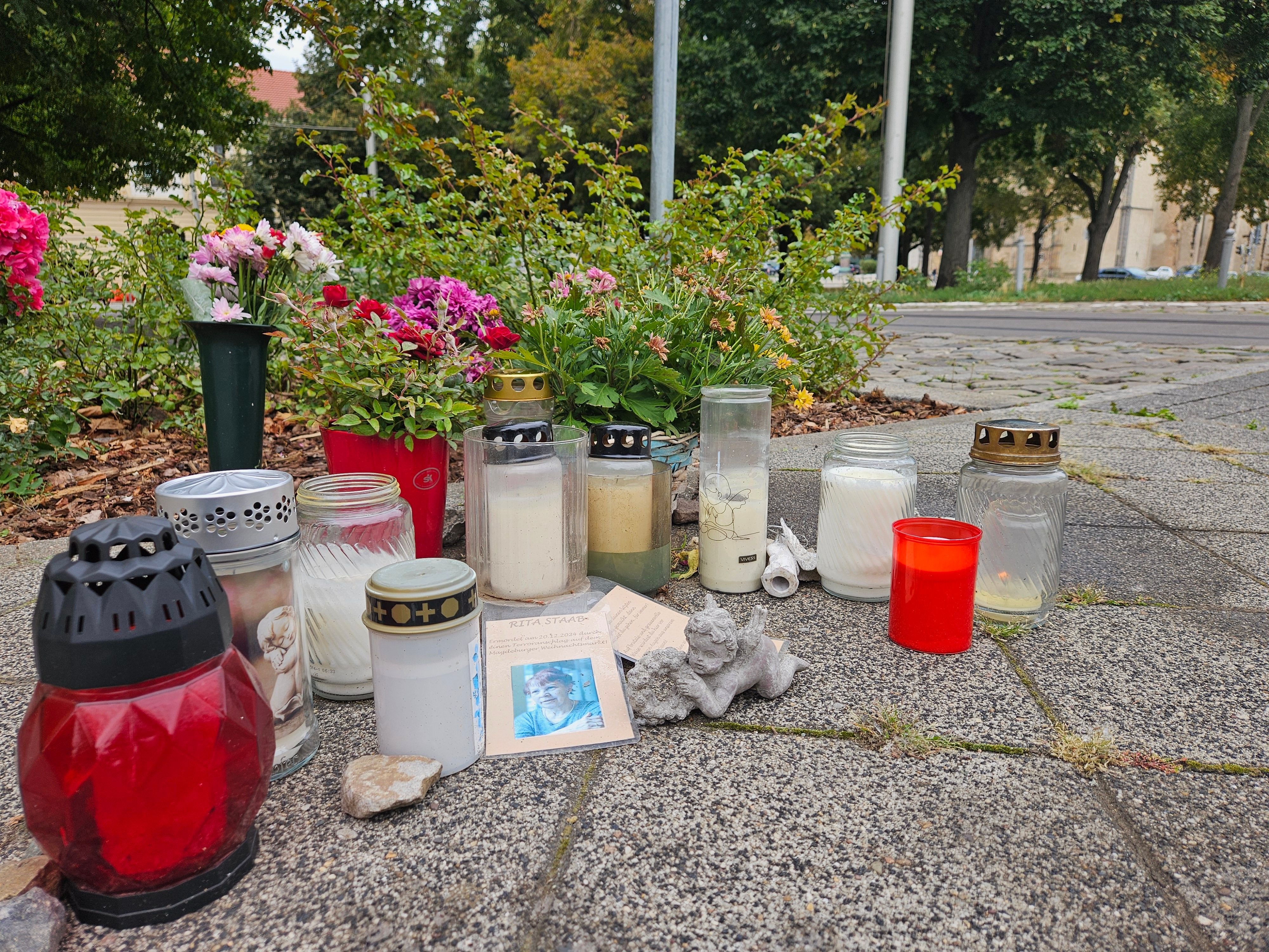 Weihnachtsmarkt-Anschlag: Demo gegen Theater Magdeburg