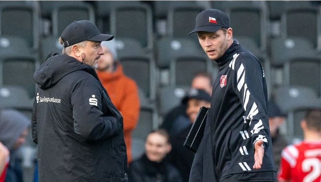 Daniel Meyer (l.) und Robert Schröder nach der Niederlage in Berlin.