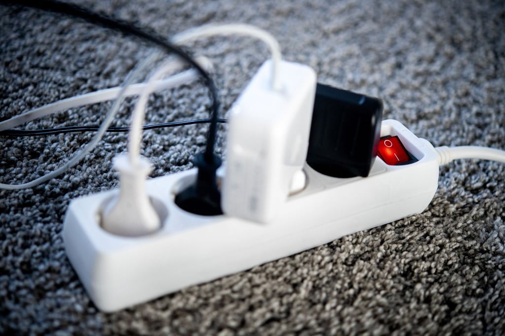 Stromverbrauch wird etwas günstiger: Die Tarife bei EnviaM sinken 2026 im Schnitt um elf Prozent.