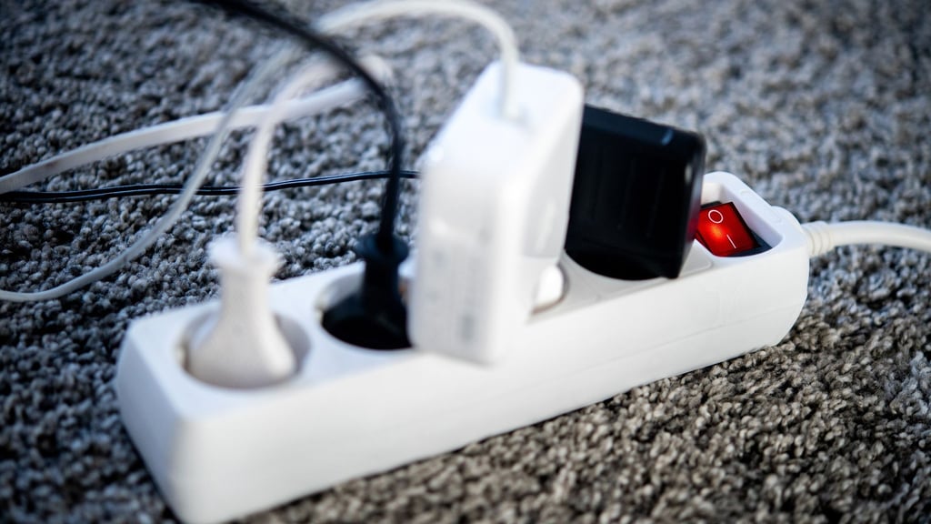 Stromverbrauch wird etwas günstiger: Die Tarife bei EnviaM sinken 2026 im Schnitt um elf Prozent.