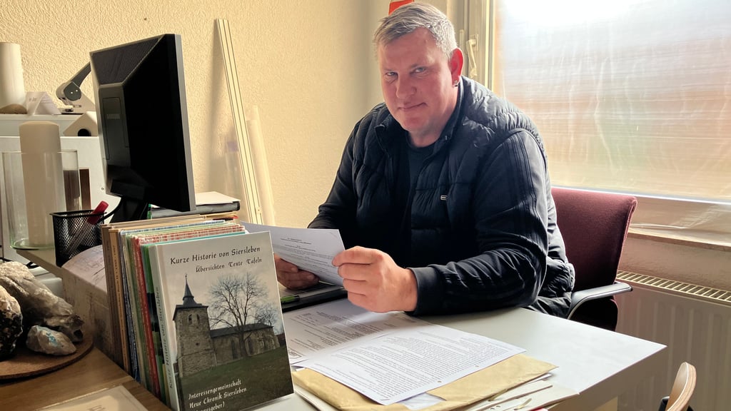 Jens Oertel (AfD) ist der Ortsbürgermeister von Siersleben.