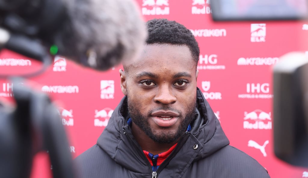 Ridle Baku im Gespräch vor dem RB-Spiel bei der TSG 1899 Hoffenheim