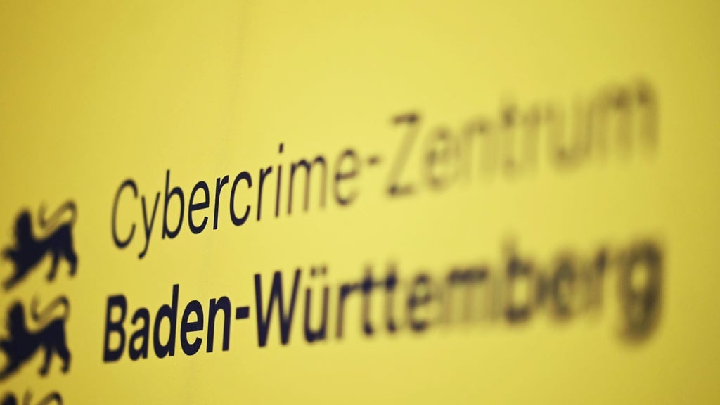 Das Cybercrime-Zentrum Baden-Württemberg und das Polizeipräsidium Ludwigsburg haben den Verdächtigen ermittelt. (Symbolbild)
