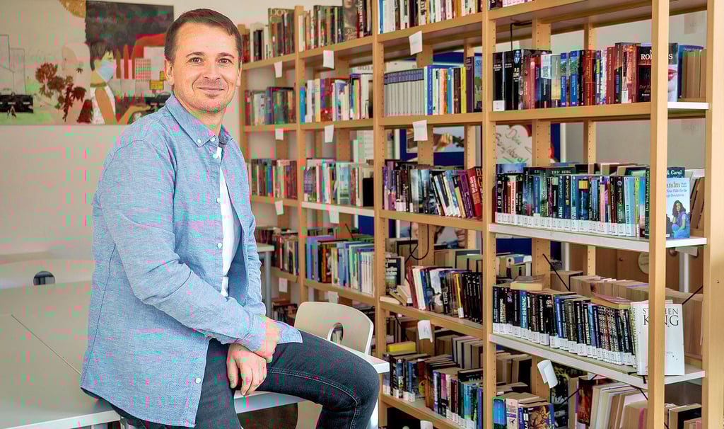 Sven Schulze ist seit Anfang des Schuljahres kommissarisch und nun offiziell der neue Schulleiter an der Europaschule Gymnasium Gommern (EGG). 