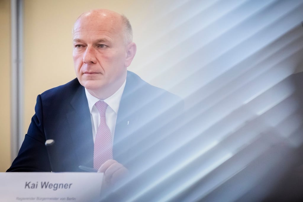 Berlins Regierender Bürgermeister Kai Wegner (CDU) fordert eine Randbebauung des Tempelhofer Felds.
