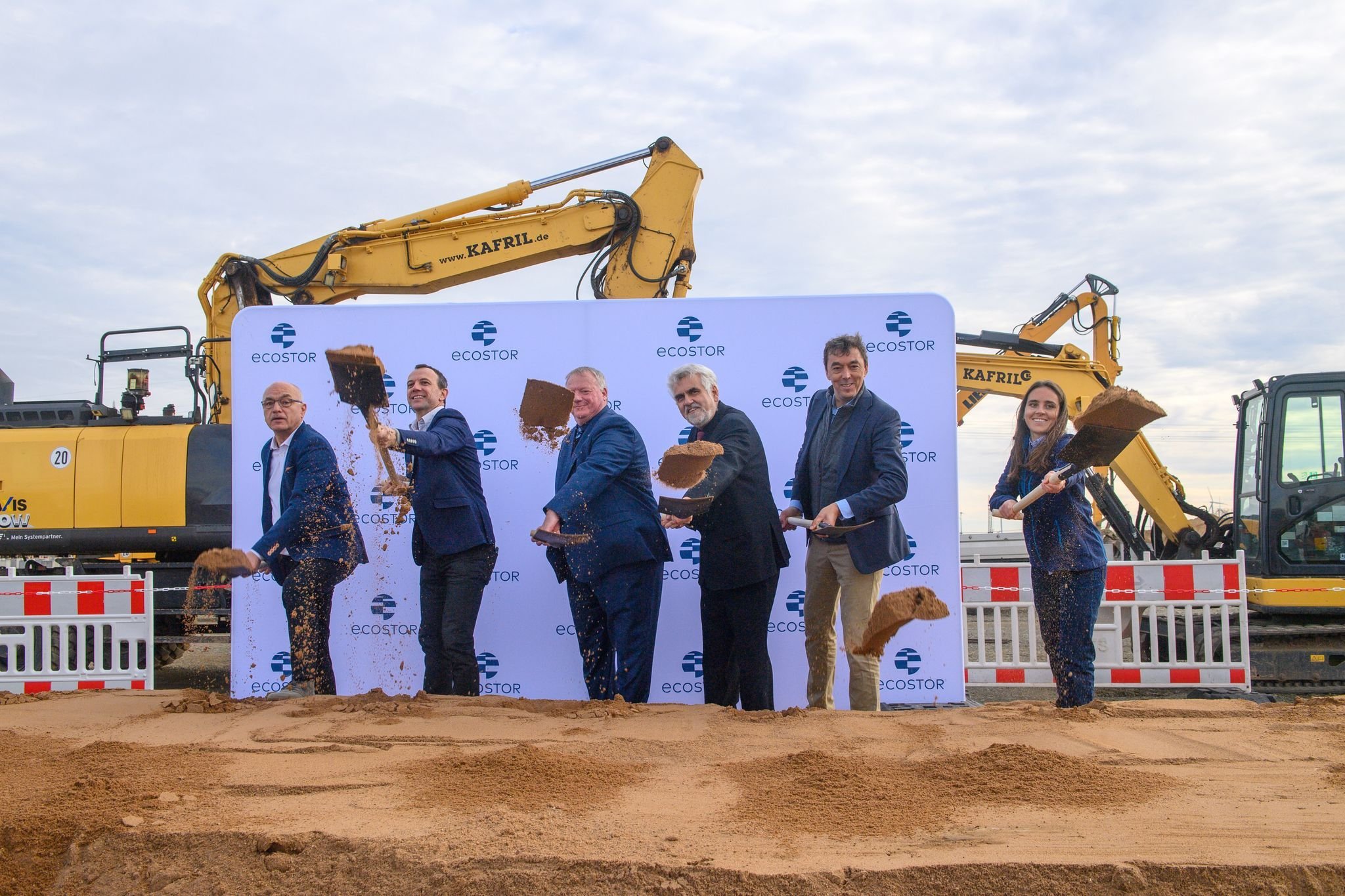 Energiewende: Spatenstich für großen Energiespeicher im Salzlandkreis