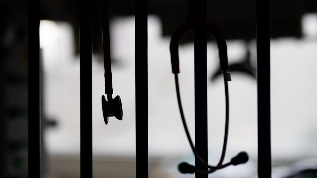 Das Bundesverfassungsgericht hat eine Beschwerde von Notfallmedizinern geprüft. (Archivbild)