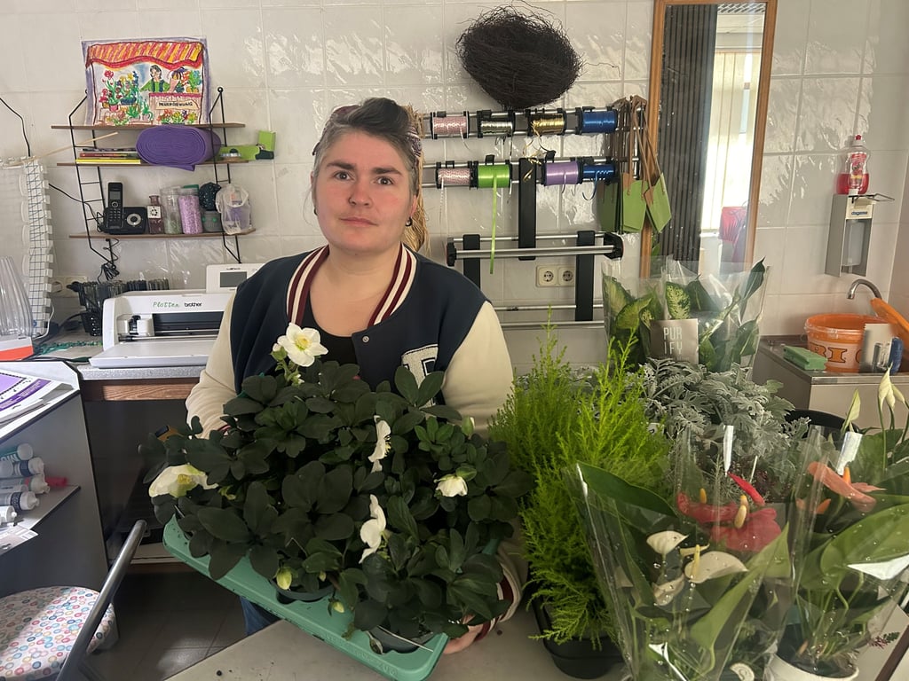 Mareike Schulze-Friebel hat in Magdeburg-Buckau ein Geschäft mit Floristik und handgemachten Artikeln eröffnet. 