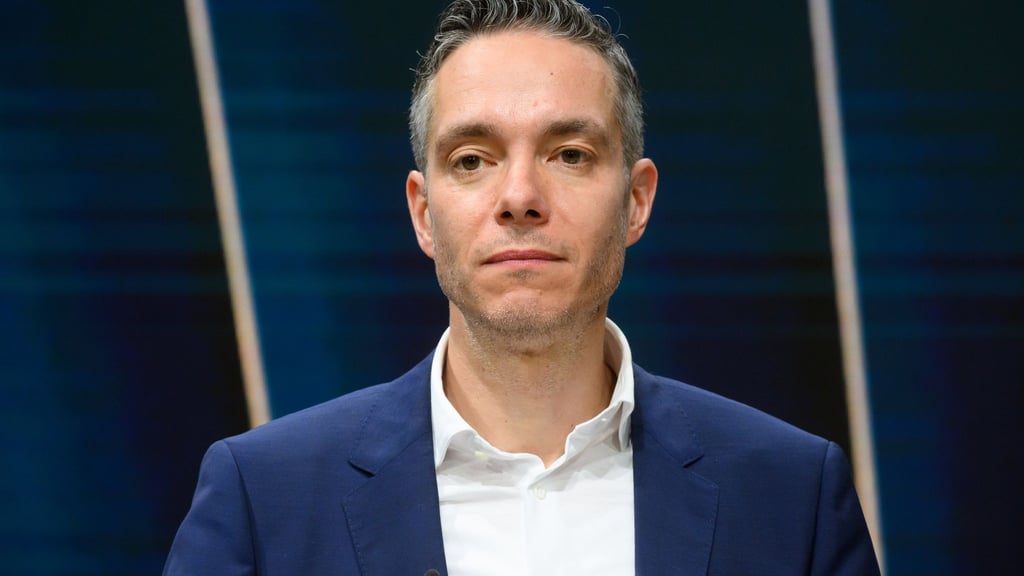 Wolfsburgs Aufsichtsratsboss Sebastian Rudolph denkt an Konsequenzen.