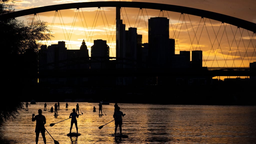 Frankfurt ist von einem Reisemagazin zu einem der „Best Places to Go“ gekürt worden. (Archivbild)