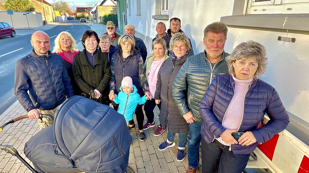 Anwohner in Gerbitz fordern bauliche Veränderungen, um die Raserei durch den Ort zu stoppen.