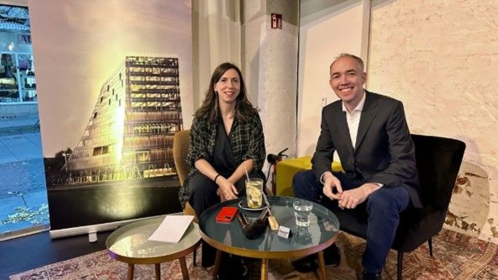 Andrea Wieloch ist im Zukunftszentrum Abteilungsleiterin für den Veranstaltungsbereich. Holger Lemme ist der neue Kaufmännische Geschäftsführer.