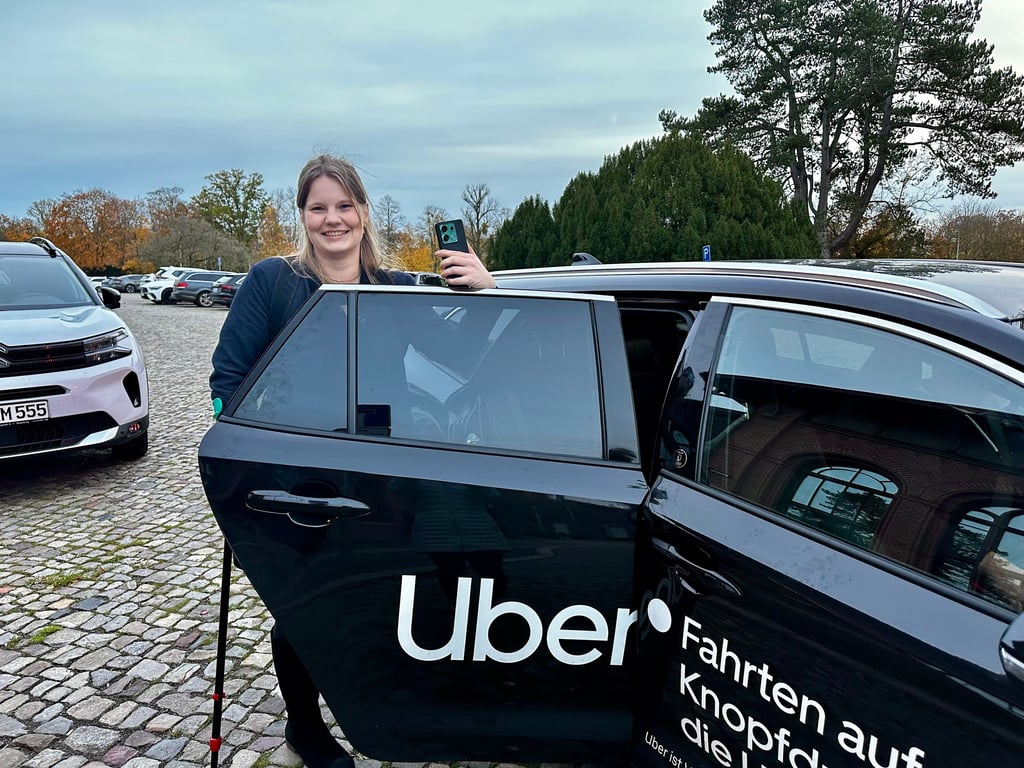 Im Praxistest: Die Uber-App zeigt, wie schnell und unkompliziert sich Fahrten in Magdeburg buchen lassen. Die Volksstimme hat es ausprobiert.