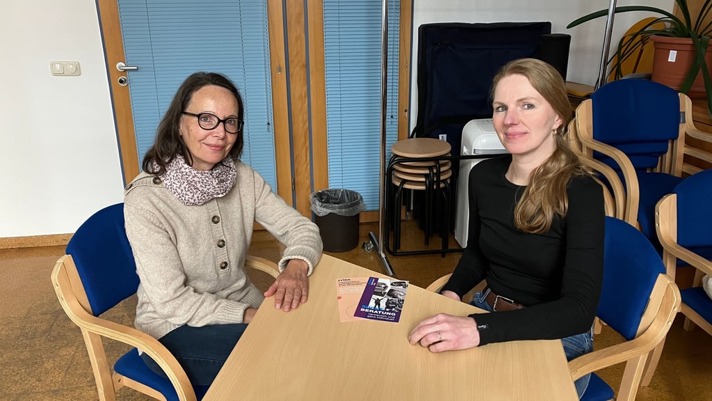 Angelika Frenzel und Carina Hunger (rechts) arbeiten bei der Stadtmission in der Suchtprävention und Suchtberatung.