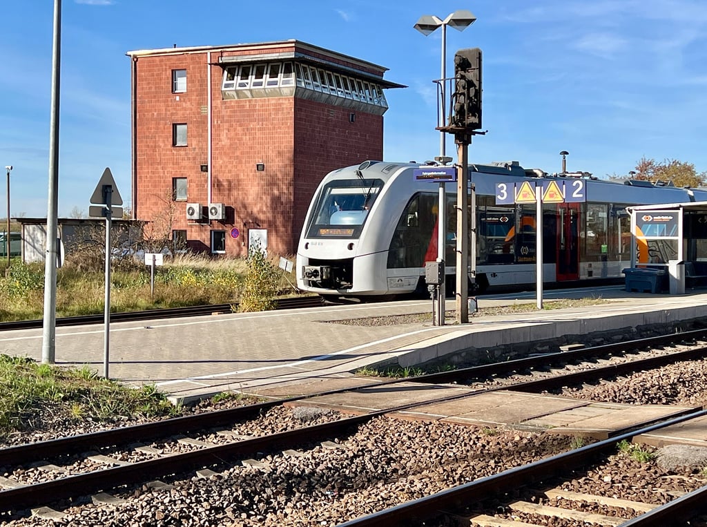 Die Regionalbahn (RB47) von Halle nach Calbe fährt derzeit nur bis Baalberge. 