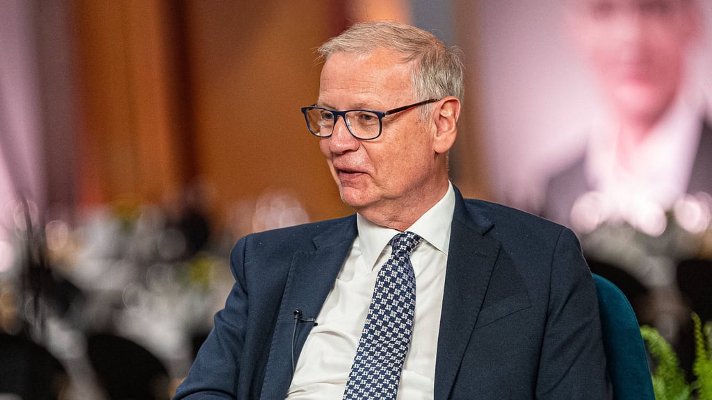 Günther Jauch gehört zu Deutschlands beliebtesten Moderatoren. Vor allem "Wer wird Millionär" machte ihn berühmt und zum Millionär.