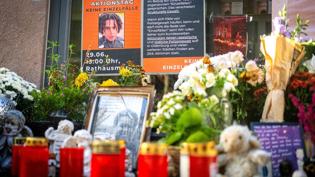 Nach dem gewaltsamen Tod des 21-jährigen Lorenz in Oldenburg hat die Staatsanwaltschaft Anklage gegen den beschuldigten Polizisten erhoben. (Archivbild)