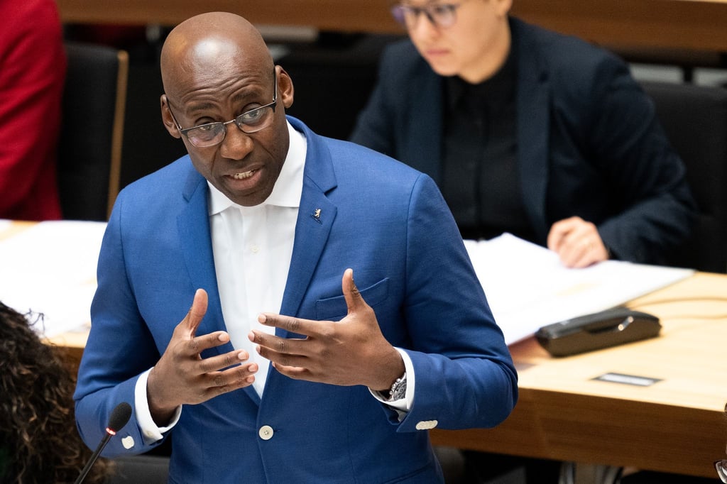 Grüne und Linke kündigen Untersuchungsausschuss zur Vergabe von Fördergeld für Projekte gegen Antisemitismus durch die Senatskulturverwaltung an. (Archivbild)