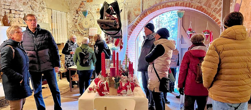 Knapp 30 Künstler präsentieren  auf der Burg Roßlau viele verschiedene Geschenkideen und Inspiration zum Selber-Basteln. 