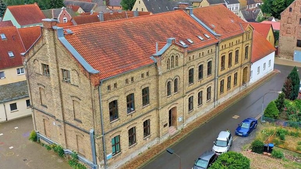 Die "Grundschule „Geschwister Scholl“ im Arnsteiner Ortsteil Sandersleben (Anhalt)