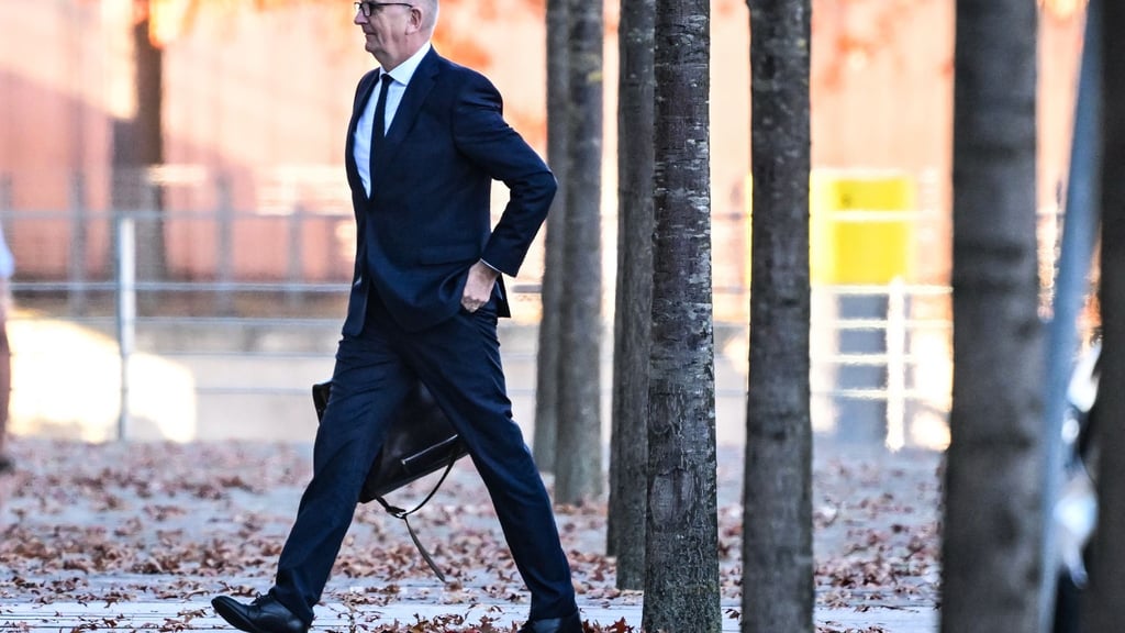 Brandenburgs Ministerpräsident Dietmar Woidke (SPD) dringt auf schnelle Entlastung für hiesige Stahlunternehmen.