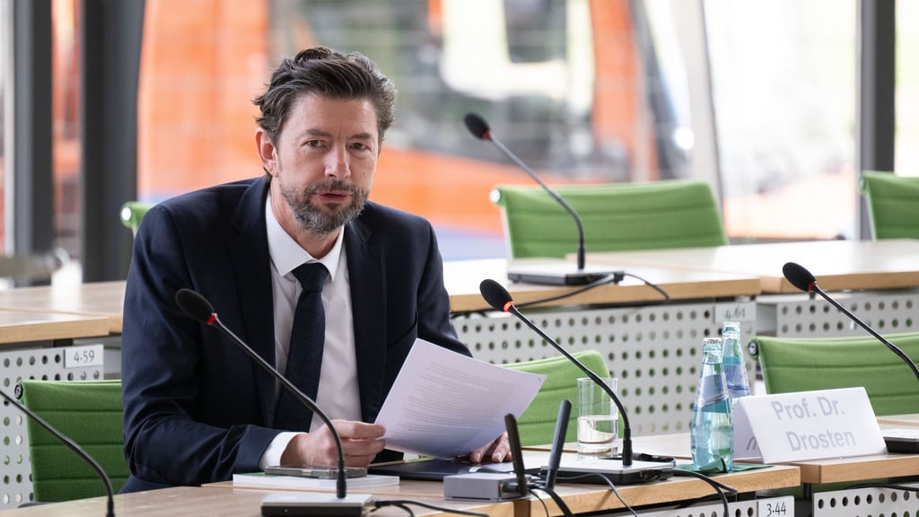 Der Virologe Christian Drosten war in der Pandemie ein Experte, auf dessen Beratung sich auch die Politik stützte. (Archivbild)