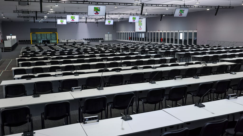 Knapp ein Jahr nach dem Anschlag auf den Weihnachtsmarkt in Magdeburg beginnt am 10. November der Prozess in einem eigens dafür errichteten Gebäude.