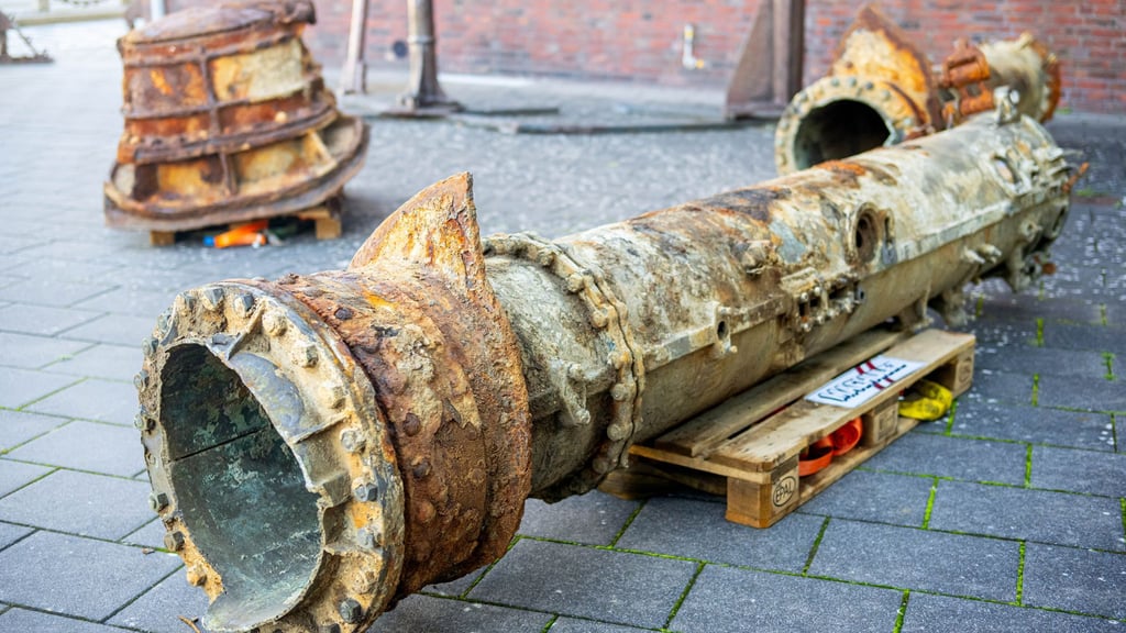 Das Torpedorohr soll künftig in Dresden ausgestellt werden.