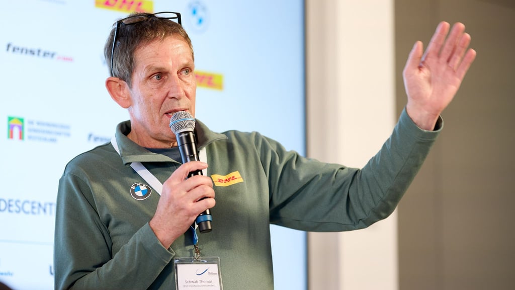 Bei der Saisoneröffnung in Ismaning gibt BSD-Vorstandschef Thomas Schwab auch das Olympia-Ziel aus. (Archivbild)