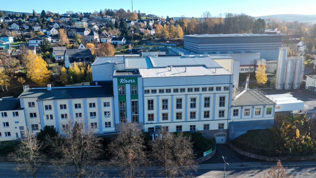 Zum 35. Jubiläum von Knorr in Auerbach hat der Mutterkonzern Unilever in eine neue Produktionslinie investiert.