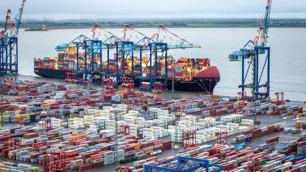 Über Bremerhaven geht ein guter Teil der deutschen Exporte.