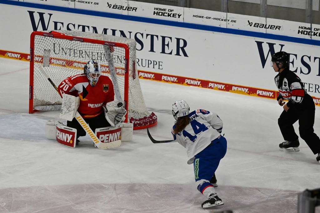 Deutschland gewann auch das zweite Turnierspiel.