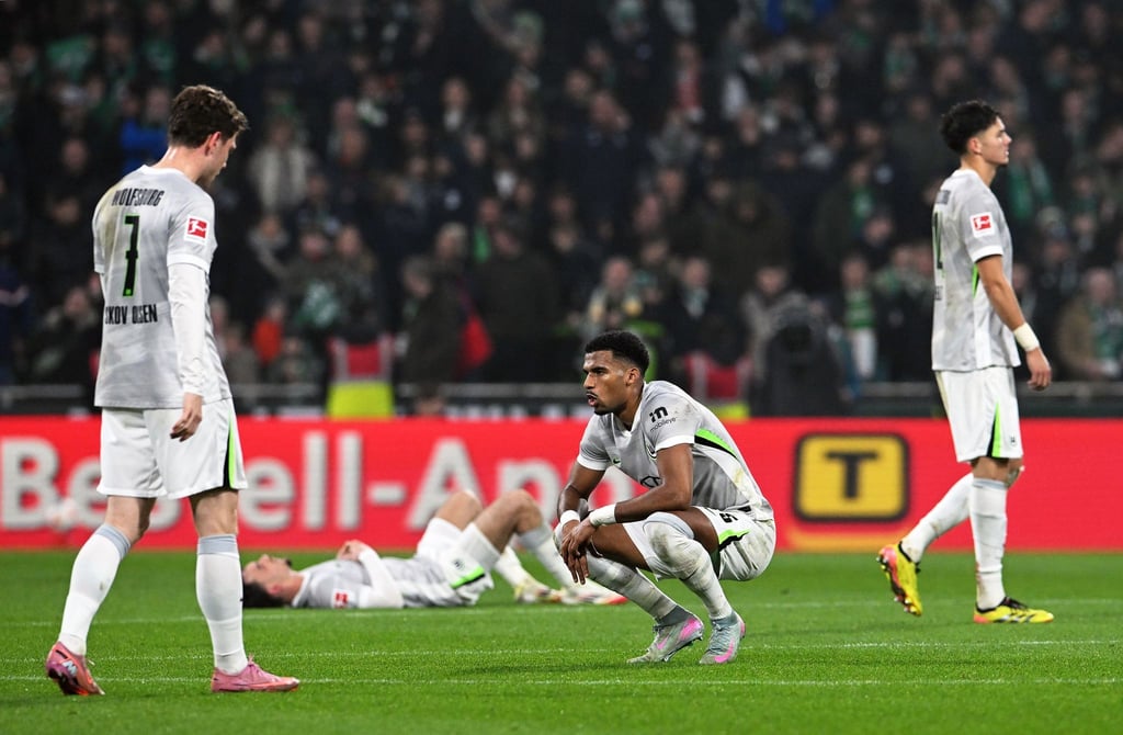 Von späten Gegentoren geschockt: Wolfsburg verliert auch in Bremen.