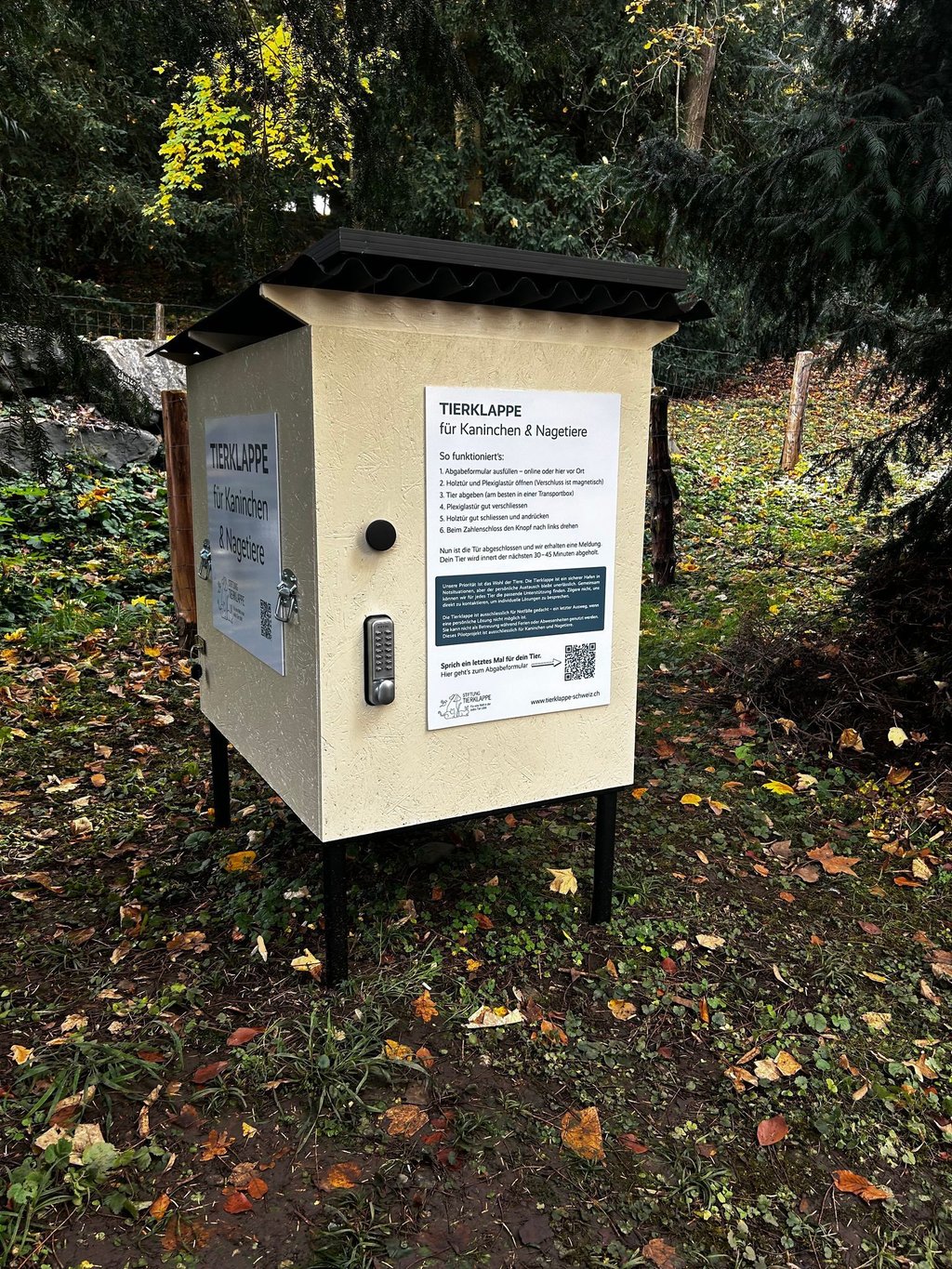 Die erste „Tierklappe“ der Schweiz - das Konzept ist nicht unumstritten.