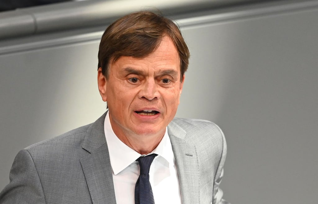 Weist Kritik aus der Union an der geplanten Russlandreise mehrerer AfD-Politiker zurück: AfD-Spitzenpolitiker Bernd Baumann.